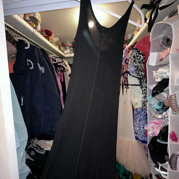 Vintage 2000s BCBG Generation Black Knit Maxi Dress - Like New - Picture 3 of 3